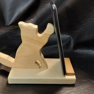 Reaching Cat phone/tablet holder